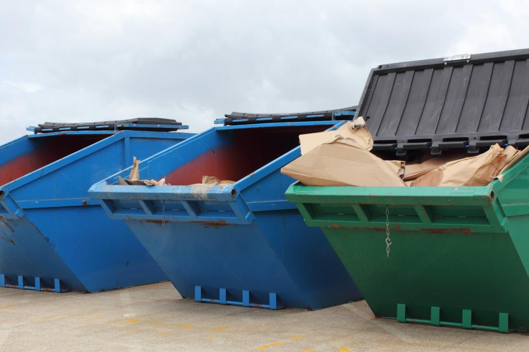 image of commercial waste skips