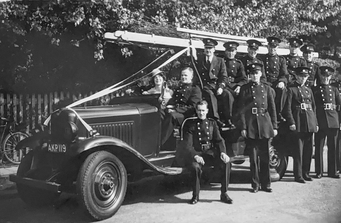 Albert Scrivens and the crew